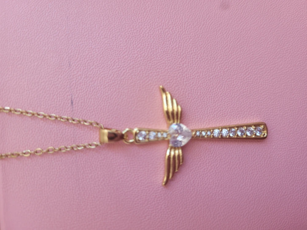 Collier ras du coup pendentif croix