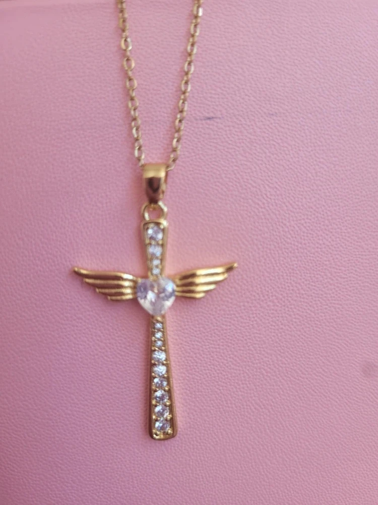 Collier ras du coup pendentif croix